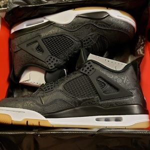 Jordan 4